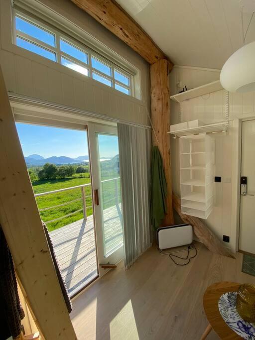 Lägenhet Minihus Med Drommeutsikt Til Sunnmorsalpene Aure (Sykkylven)